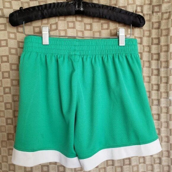Girls Essential Athletic Shorts Green White Training Shorts Small - Picture 5 of 6